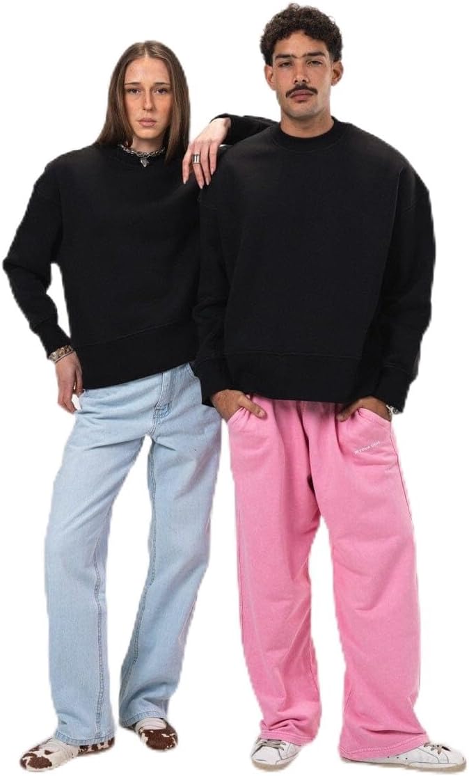 سعر ومواصفات In Your Shoe Black Boxy Crewneck (B0HM3TR4CC) على Amazon EG