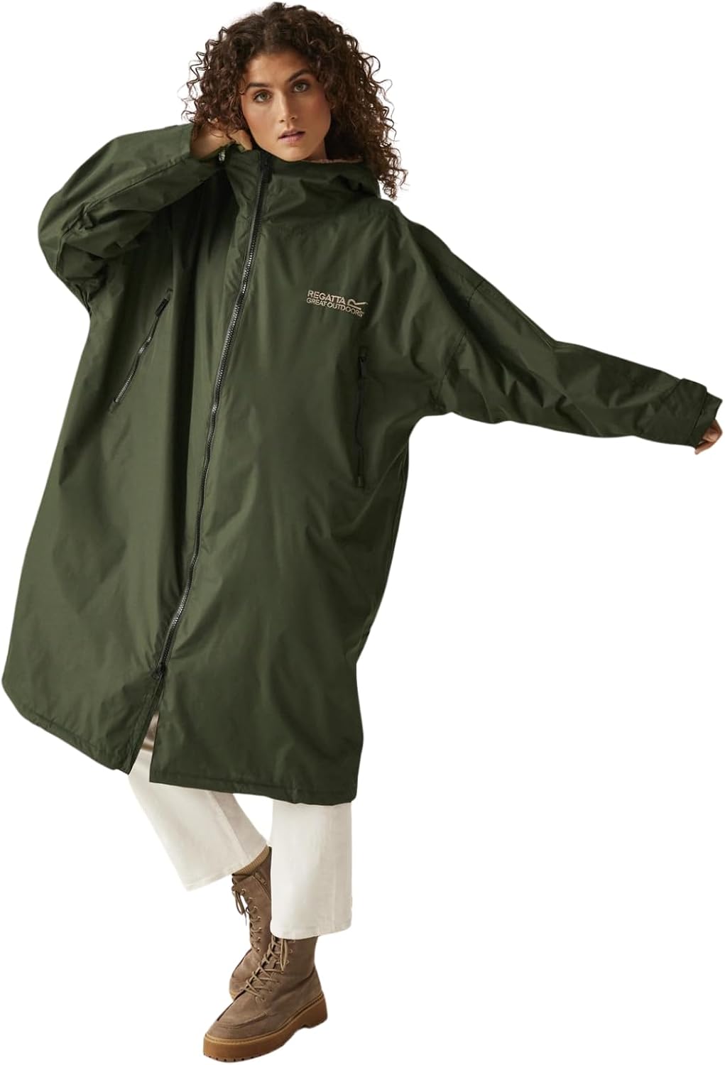 سعر ومواصفات ريجاتا روب ريجاتا Outdoor Active للجنسين مقاوم للماء لتغيير الملابس الجافة (عبوة من قطعة واحدة) (B0D2HY5S3K) على Amazon EG